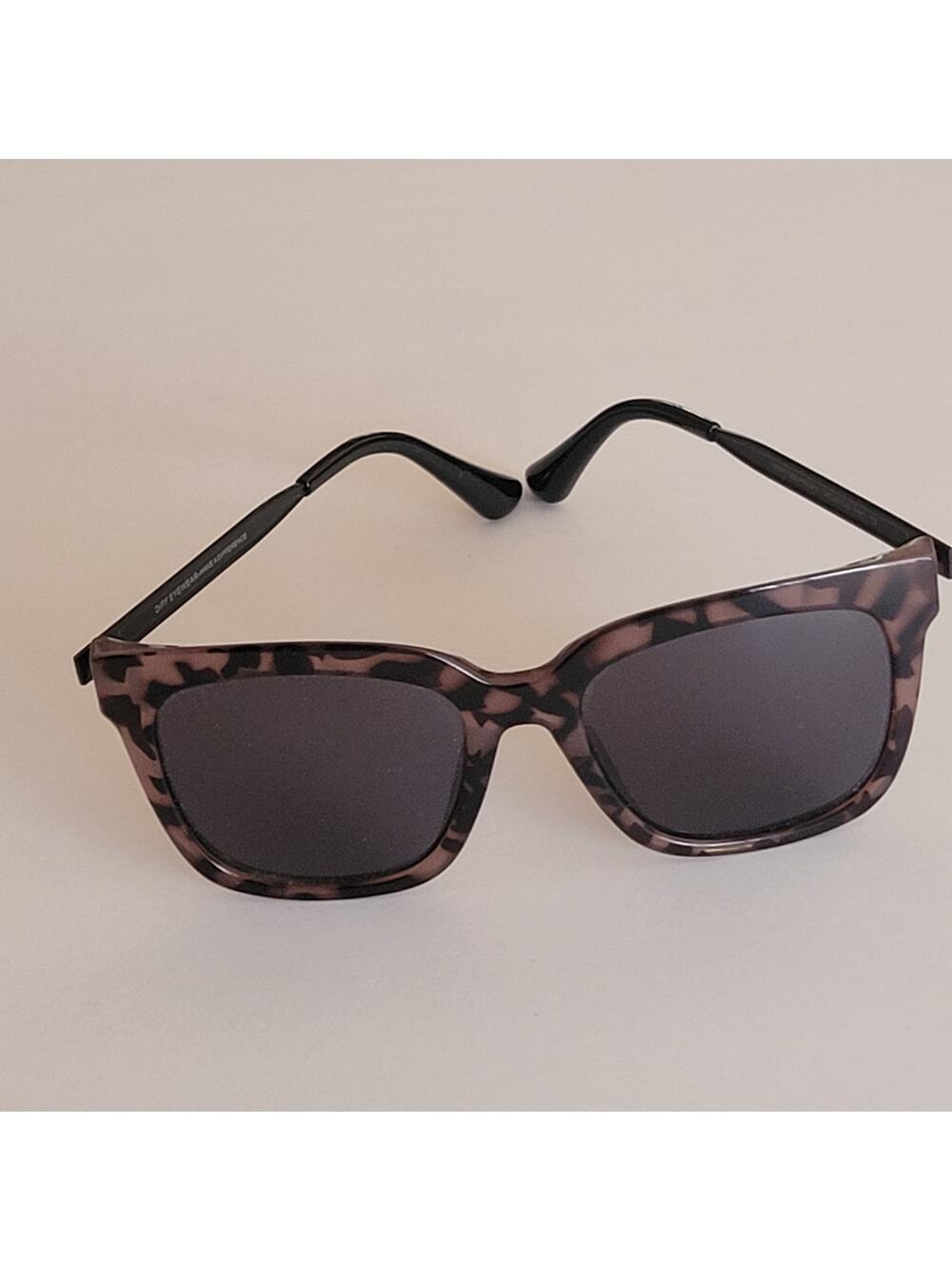 DIFF Eyewear Hailey Tortoise Sunglasses Oversized Square DE01-0255 54-19-145